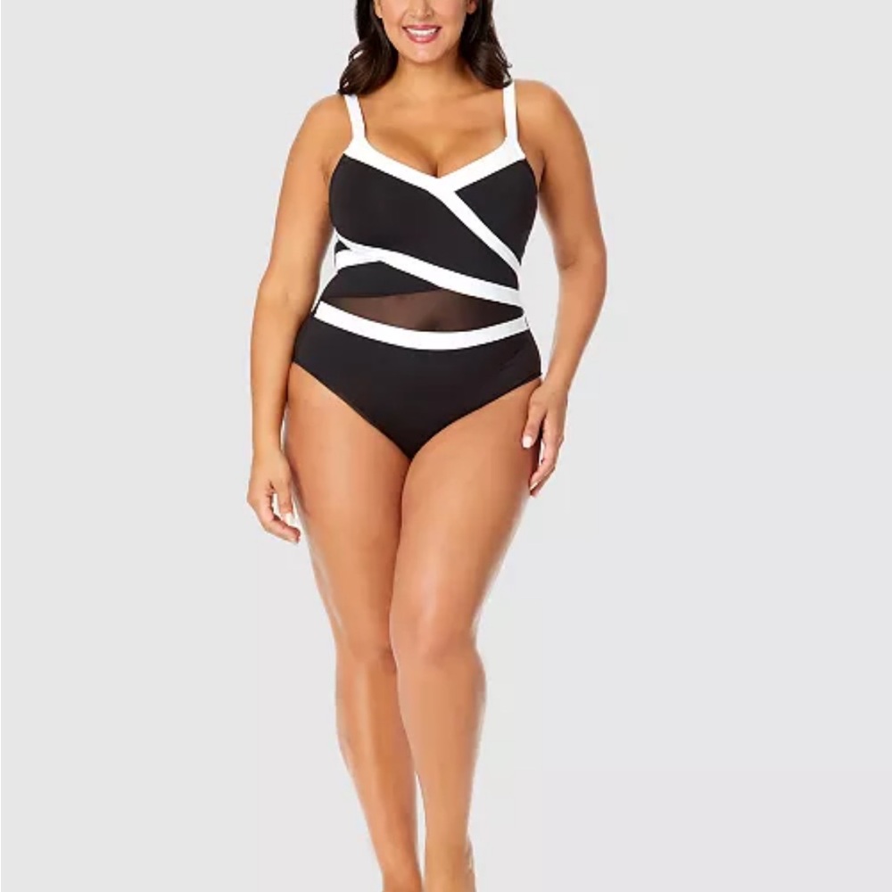 Anne Cole
Plus Size Mesh-Trim One-Piece Swimsuit